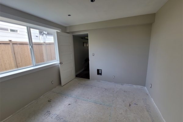 laminate hardwood-flooring in living room