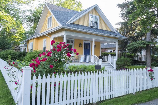 contemporary home construction fence